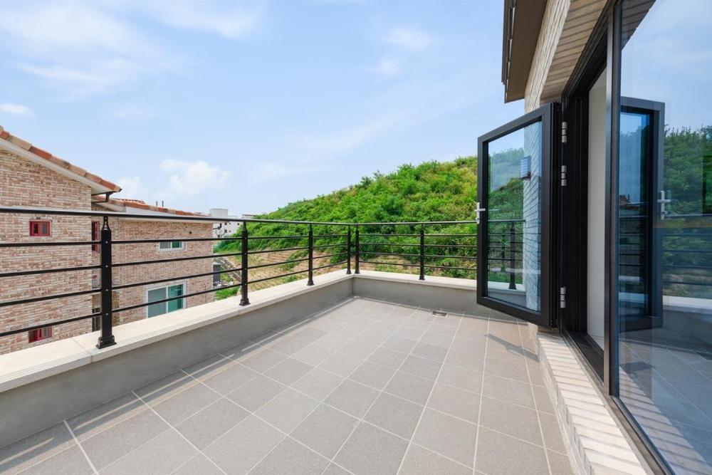 Gangneung Gyeongpo 345 Pool Villa エクステリア 写真